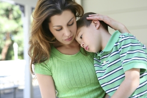 mother-consoling-child